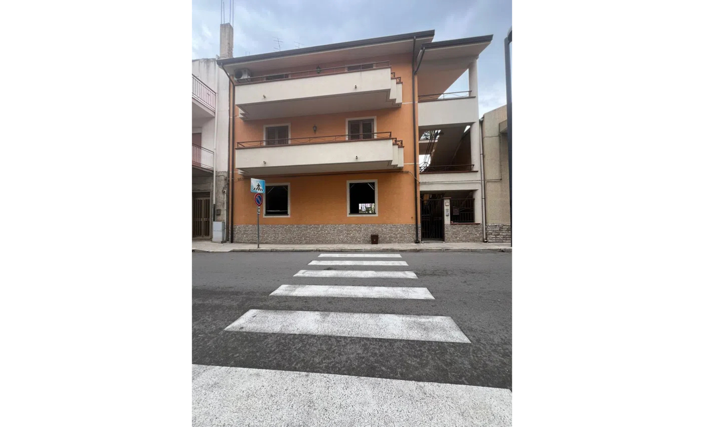 Appartamento Centralissimo in vendita in Via B. Caputo 92, Torrenova (ME)