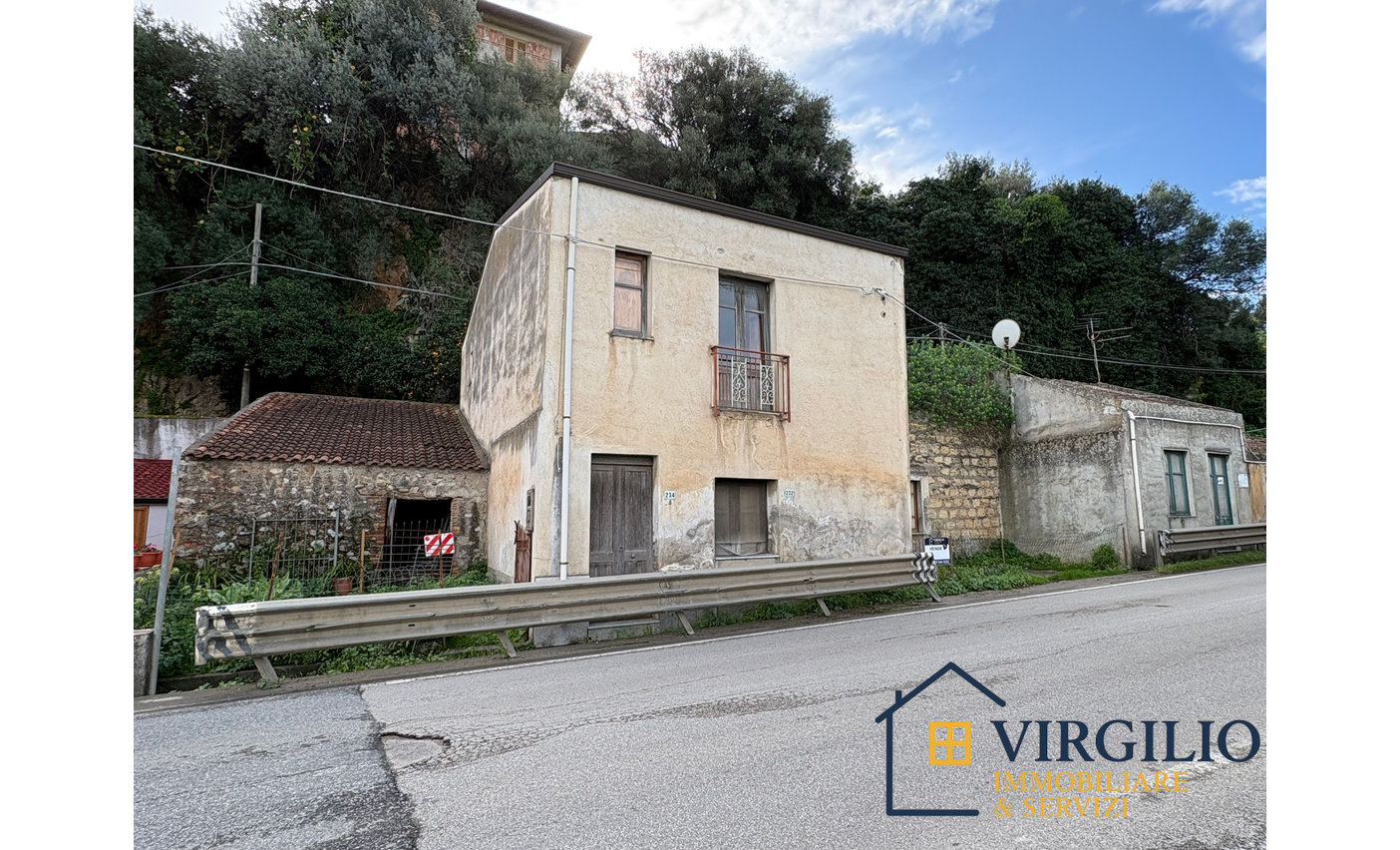 Casa indipendente in vendita in Via Nazionale 232, Torrenova (ME)